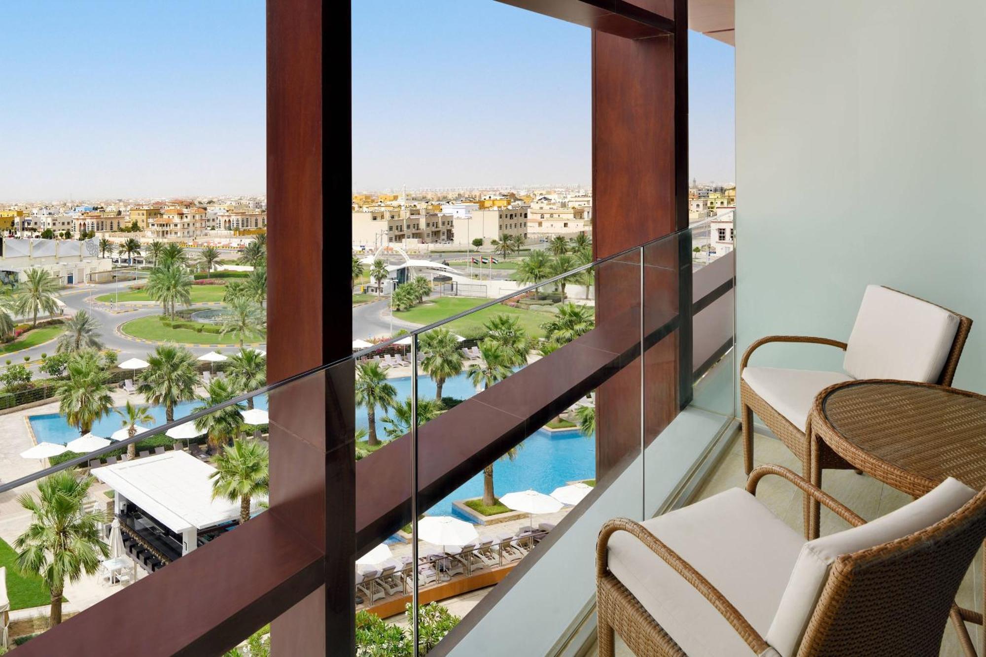 Marriott Hotel Al Forsan, Abou Dabi Extérieur photo View from a balcony