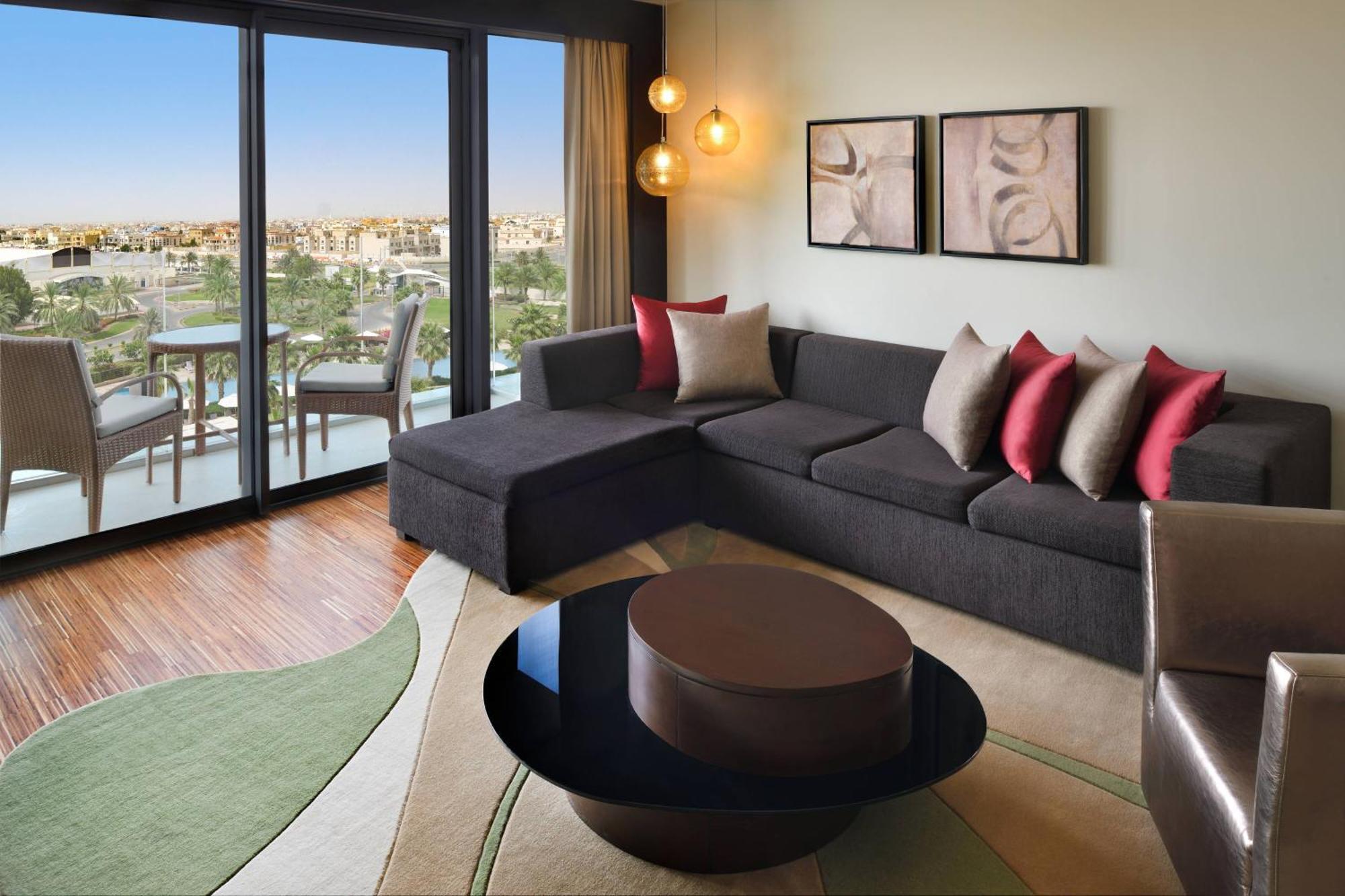 Marriott Hotel Al Forsan, Abou Dabi Extérieur photo A living room at the Jumeirah Emirates Towers Hotel